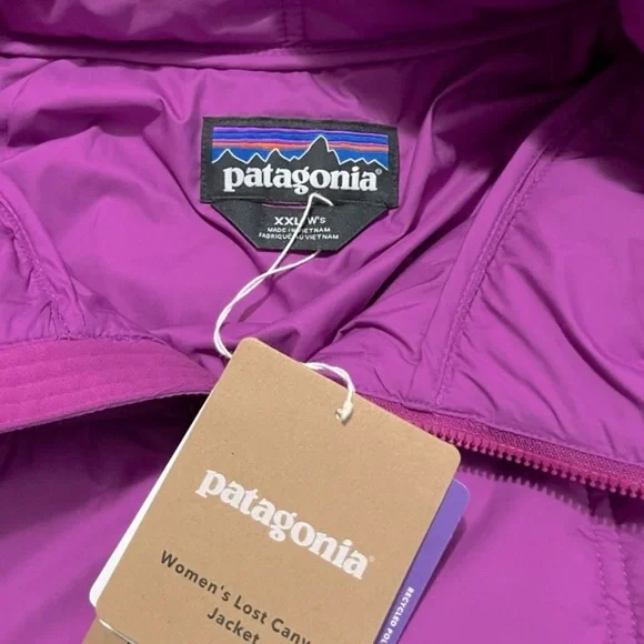NWT Patagonia Women’s Lost Canyon Puffed Jacket (Amaranth Purple) Relaxed Fit - Picture 8 of 8
